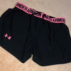 athletic under armour shorts